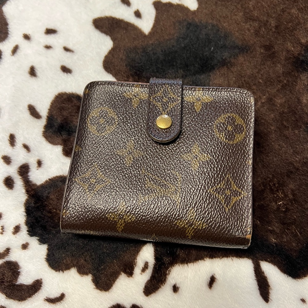 Louis Vuitton Wallet